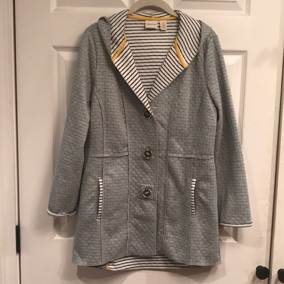 Chico’s Zenergy brand sz 0 button front lightweight longer length jacket w/hood - Picture 1 of 6